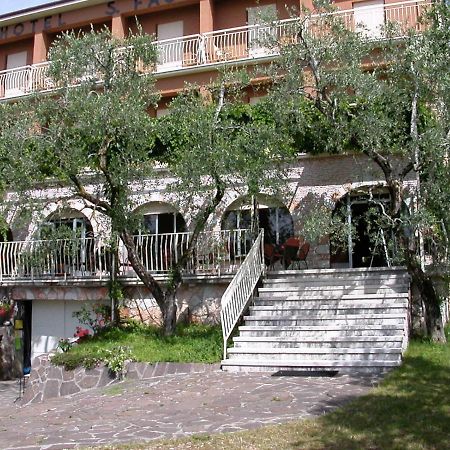 Hotel San Faustino Torri Del Benaco Exterior foto