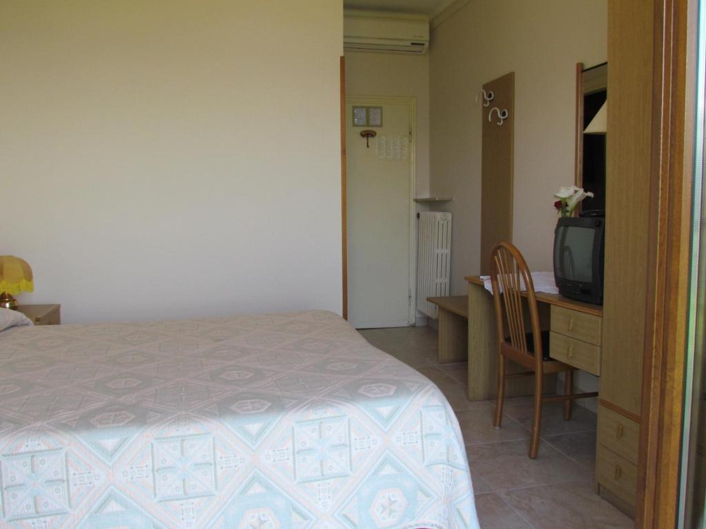 Hotel San Faustino Torri Del Benaco Habitación foto