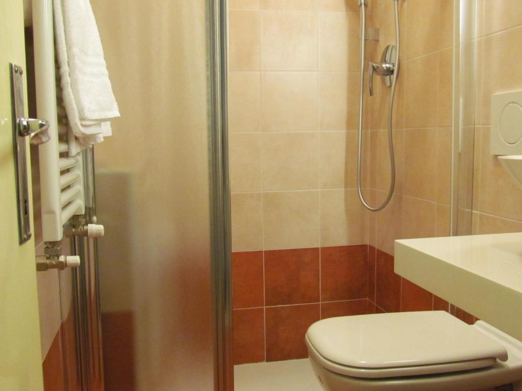 Hotel San Faustino Torri Del Benaco Habitación foto
